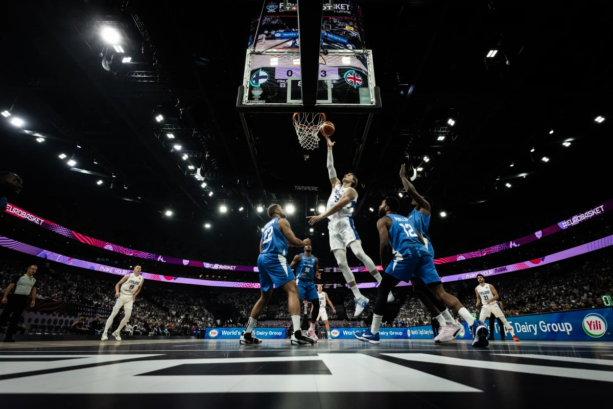 Markkanen en estado de gracia: 43 puntos y Finlandia sigue invicta, 109-79