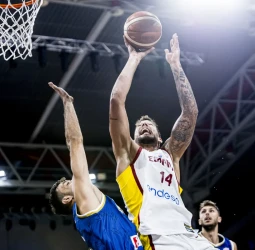 España se pasea ante Chipre y acaricia los octavos de final, 91-47