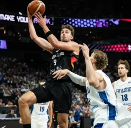 Alemania arrasa a Finlandia y cierra invicta la primera fase, 91-61