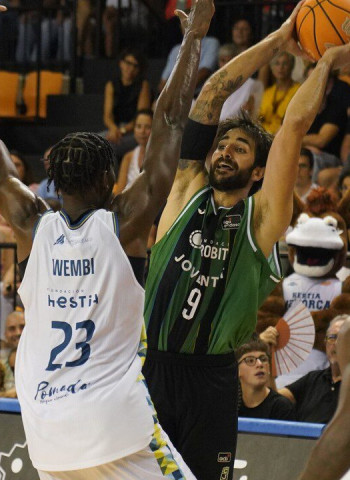 El Joventut logra un triunfo claro en Menorca (58-87)