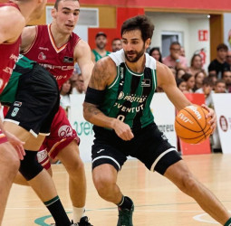 Ricky Rubio vuelve a disfrutar en una cancha de baloncesto