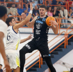El Río Breogán arranca la pretemporada con una convincente victoria ante el FC Porto (104-82)