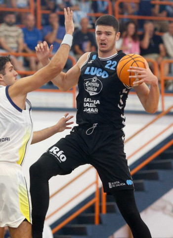 El Río Breogán arranca la pretemporada con una convincente victoria ante el FC Porto (104-82)