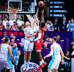 Estreno soñado en Katowice: Polonia supera a Eslovenia, 105-95