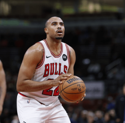 Horton-Tucker, entre Fenerbahce y la NBA