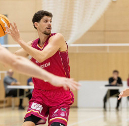 El Hiopos Lleida se lleva el primer triunfo de la pretemporada (83-87)