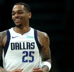 P.J. Washington acuerda una extensión por 4 años y 90 millones