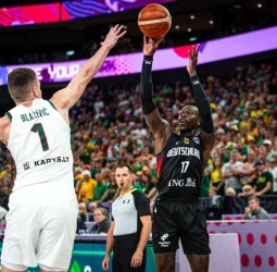 Alemania pasa por encima de Lituania y asegura el billete para la Fase Final, 107-88