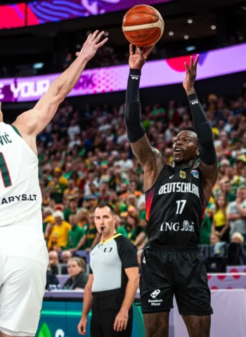 Alemania pasa por encima de Lituania y asegura el billete para la Fase Final, 107-88