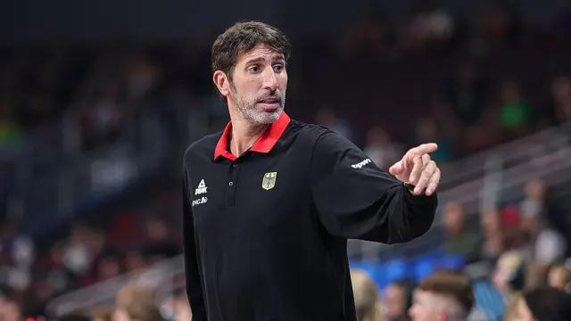 Álex Mumbrú cede el timón de Alemania en pleno Eurobasket 2025