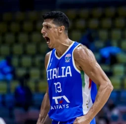 Fontecchio en modo estelar: 39 puntos para doblegar a Bosnia y Herzegovina, 96-79