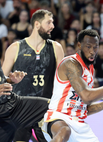 Mike James decide en Chipre: triunfo de Mónaco ante Olympiacos en la prórroga