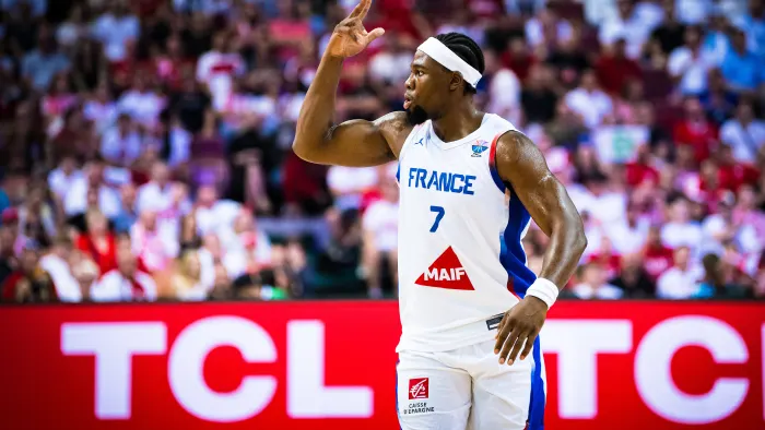 Francia frena la racha de Polonia con la mejor noche de Yabusele, 83-76