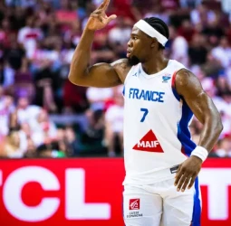 Francia frena la racha de Polonia con la mejor noche de Yabusele, 83-76