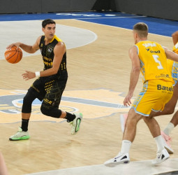 La Laguna Tenerife golpea primero en el derbi canario (67-89)