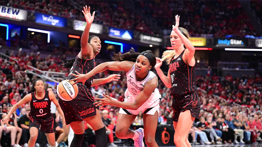 Las Vegas Aces doblegan a Indiana y quedan a un paso de la Final de la WNBA