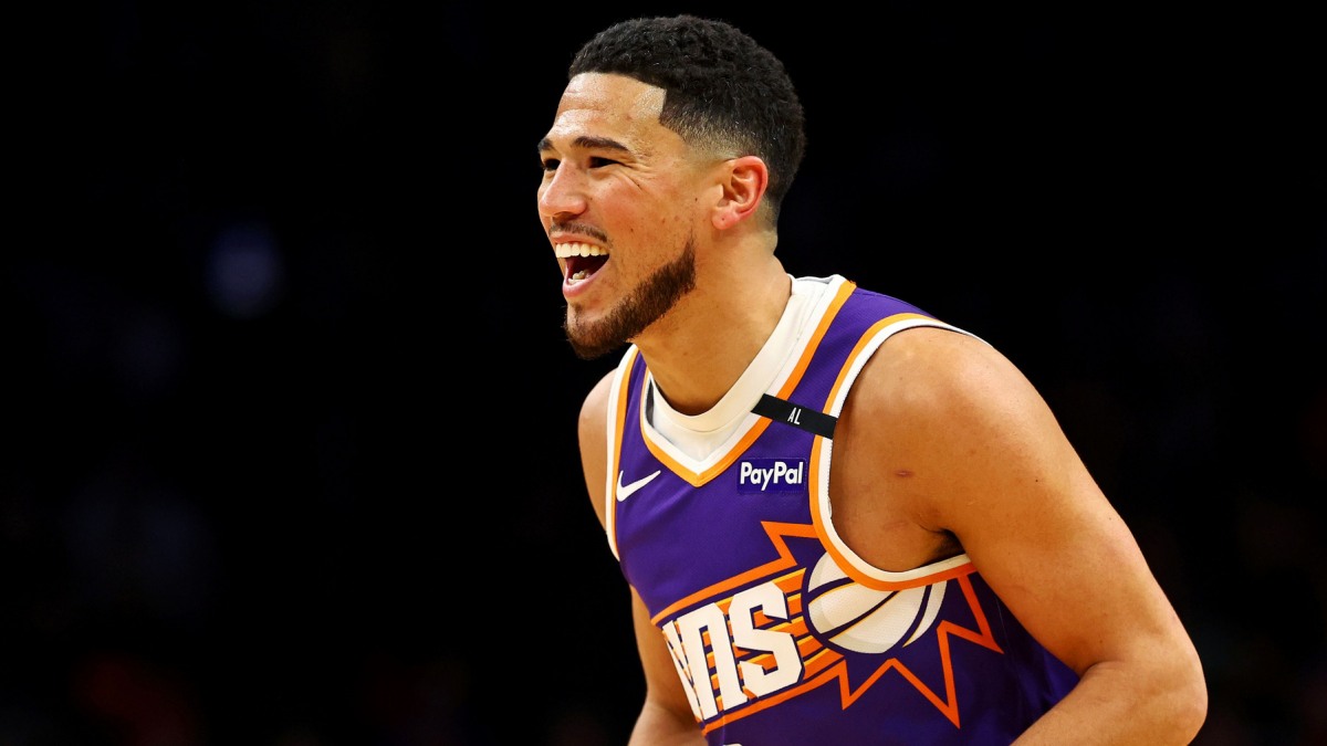 Devin Booker asume liderazgo total en los Suns