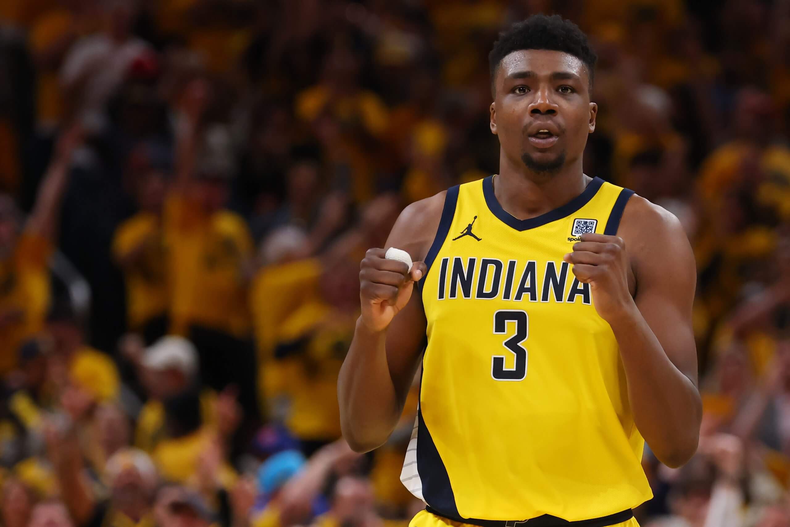 Thomas Bryant firma por una temporada con los Cavaliers