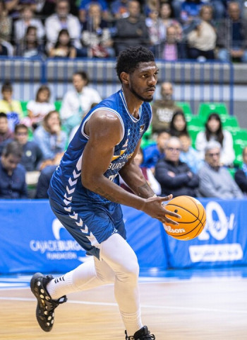 Jermaine Samuels desarbola al Casademont Zaragoza (99-90)