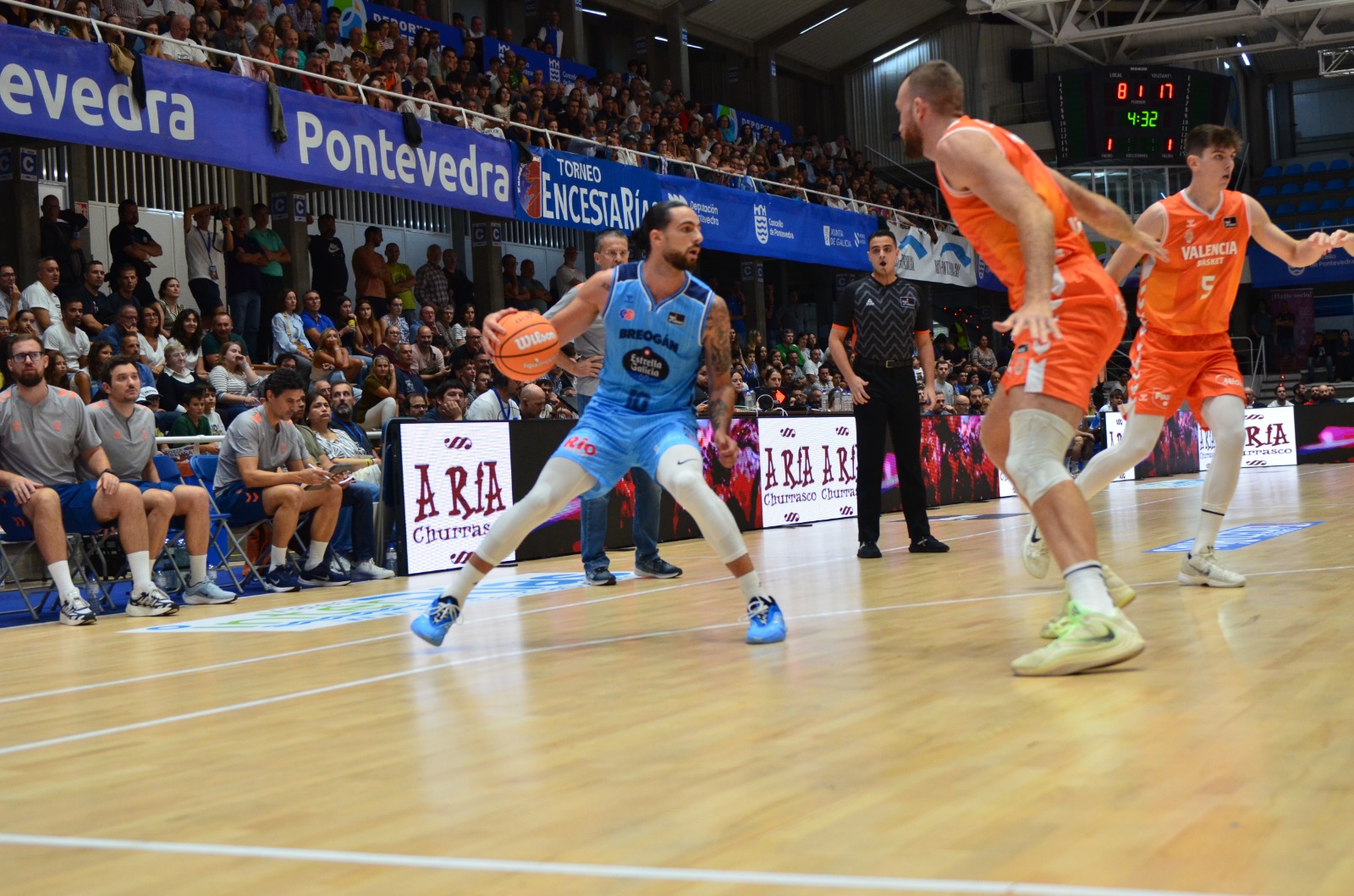 Valencia Basket cierra la pretemporada con el título del EncestaRías (78-101)