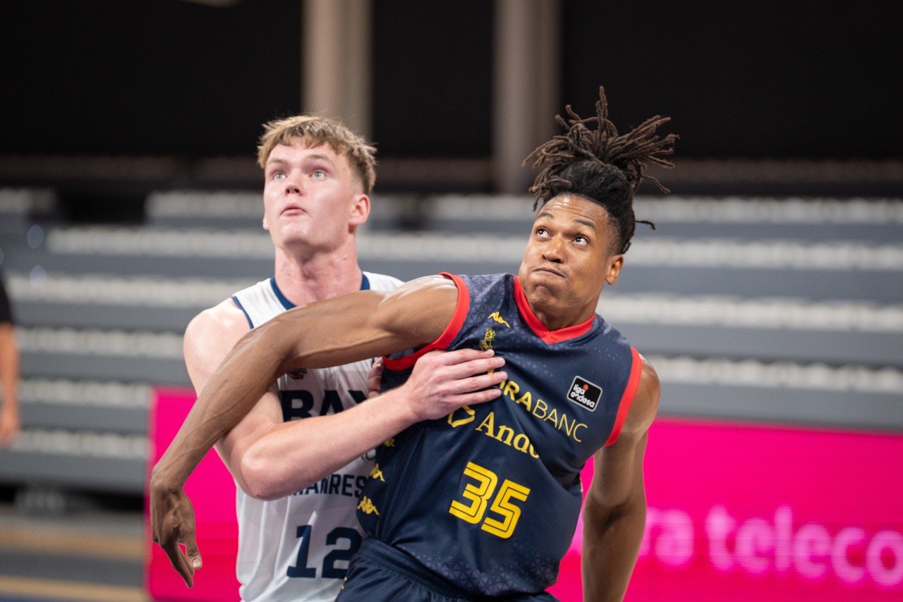 El Andorra gana por la mínima al Manresa, 86-85