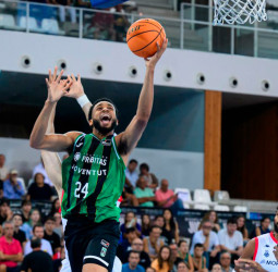 Gran estreno del Joventut en la Lliga Catalana (101-87)