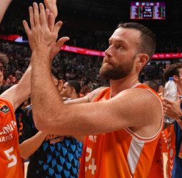 Valencia Basket abre su novena Euroliga en la pista del LDLC ASVEL Villeurbanne