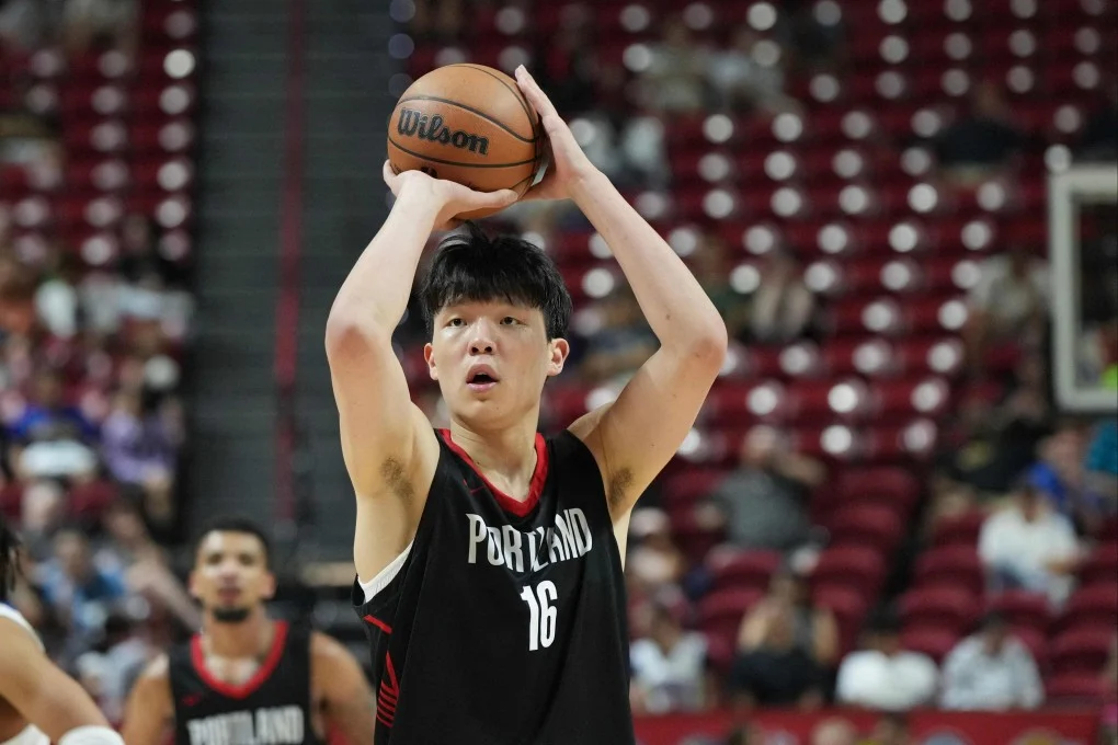 Yang Hansen desata de nuevo la fiebre china en la NBA