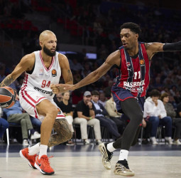 El Buesa Arena se rinde a la solidez del Olympiacos, 96-102