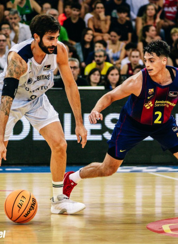 Una enorme Penya derrota al Barça y jugará la final de la Lliga Catalana (80-81)