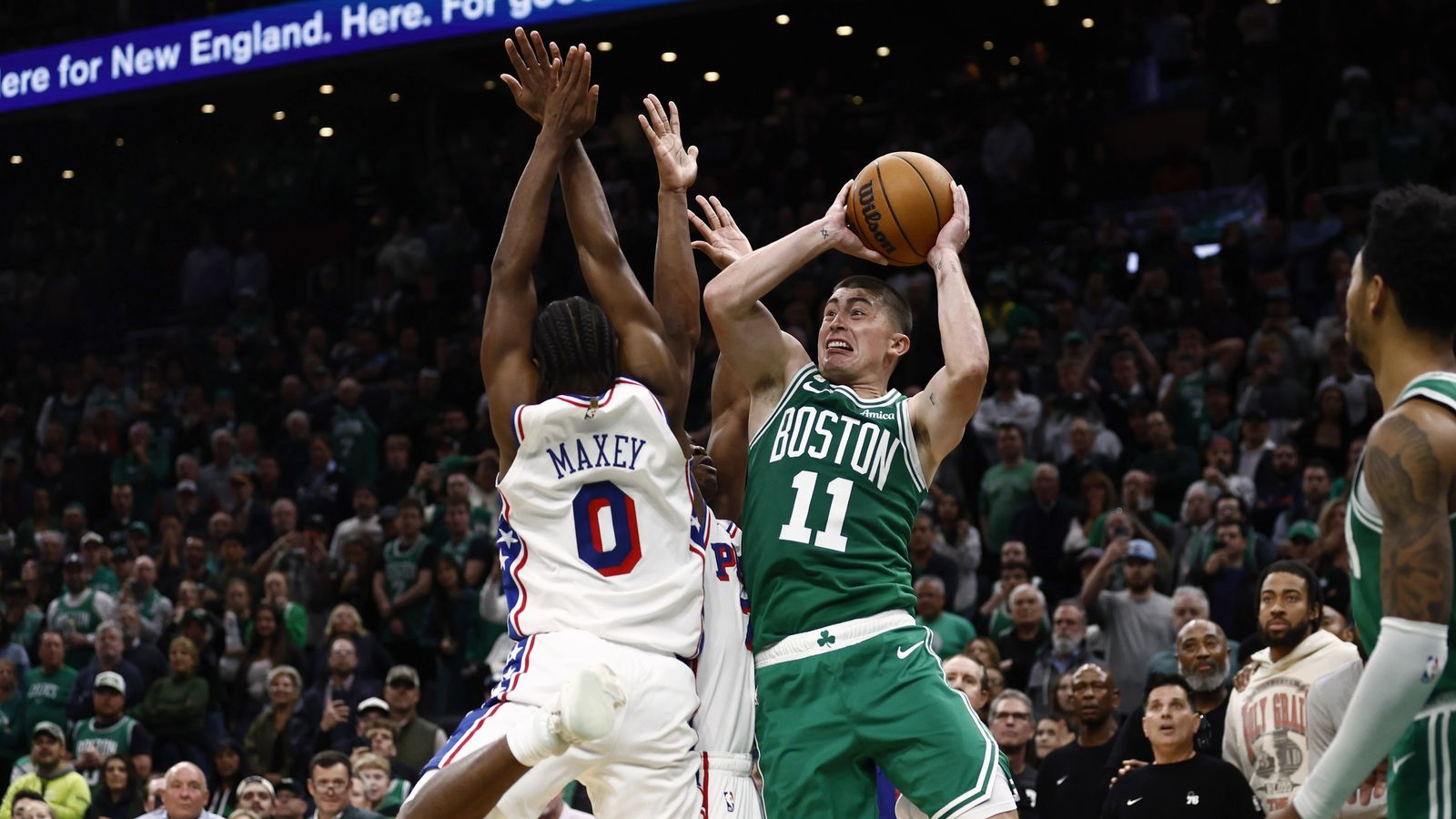 Knicks, Sixers, Spurs y Bucks brillan en una noche de grandes actuaciones