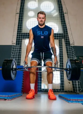 Doncic llega más pesado…: seis kilos que encienden el debate