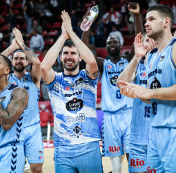 La sangre fría breoganista decanta el thriller de Zaragoza (84-88)