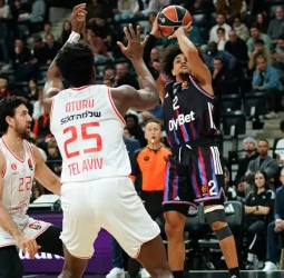 Hapoel frena la racha de Paris: Hifi falla el tiro final, 88-89