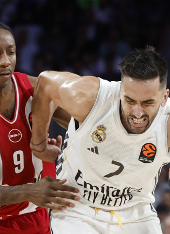 De sufrir a dominar: el Real Madrid se levanta y tumba a Olympiacos, 89-77