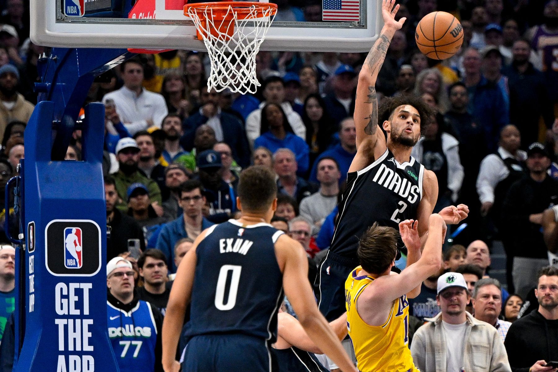 Los Mavericks aseguran la continuidad de Dereck Lively II hasta 2026-27