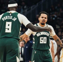 Ryan Rollins lidera a unos Bucks sin Antetokounmpo en la victoria ante los Warriors (120-110)