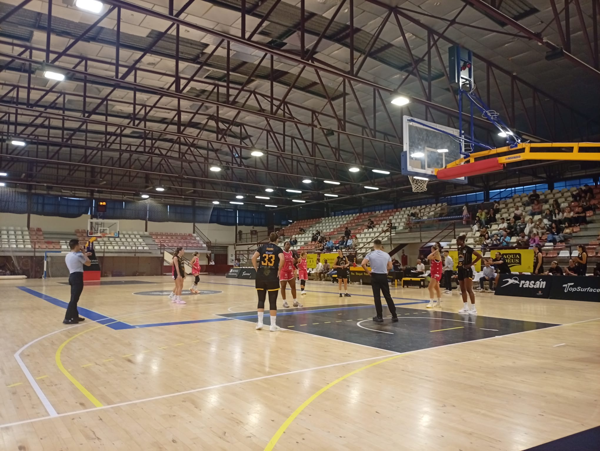 Paterna vence ante CB Sevilla con un último cuarto impecable de las locales (86-69)