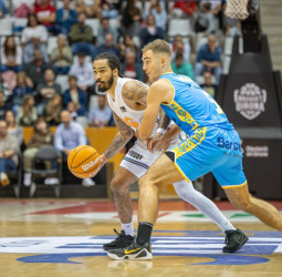 El Bàsquet Girona suma su primer triunfo de la temporada (85-81)
