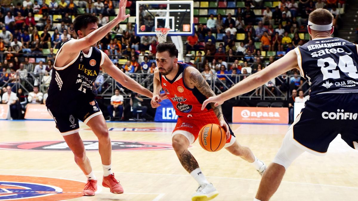 El Leyma se desata en el último cuarto y rompe el maleficio ante Oviedo, 87-72