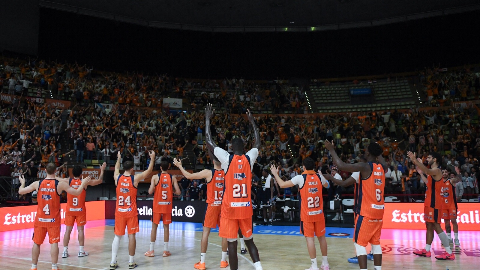 Basquet Coruña remonta tras el descanso y firma su cuarta victoria seguida (91–75)