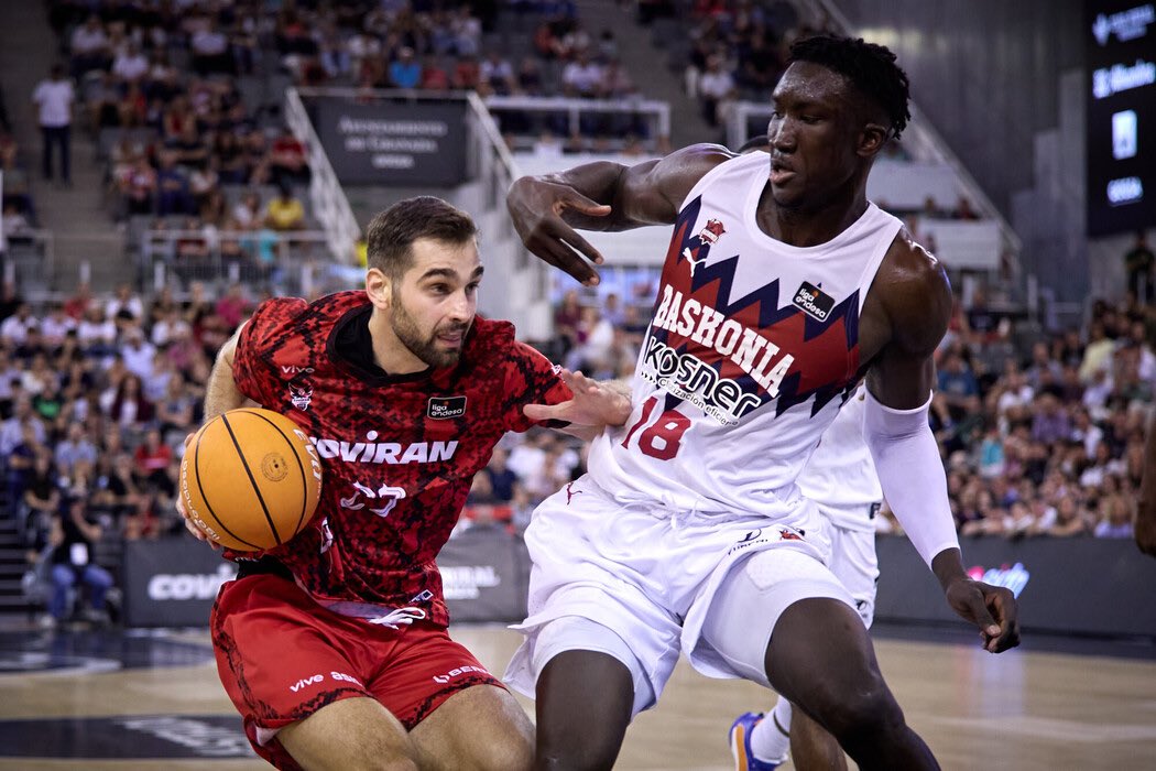 Baskonia resiste en Granada tras un duelo de alto voltaje (80-83)
