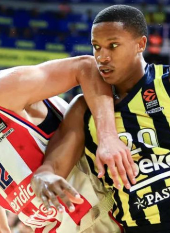 El Zvezda sorprende al campeón de Europa en Estambul, 81-86