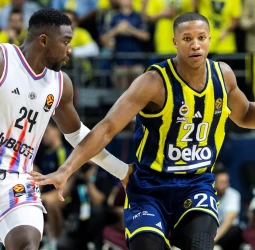 Fenerbahce arranca la defensa del título con un triunfo rotundo sobre Paris (96-77)
