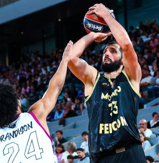 Nikola Mirotic se plantea la retirada mientras el Baskonia sondea su situación