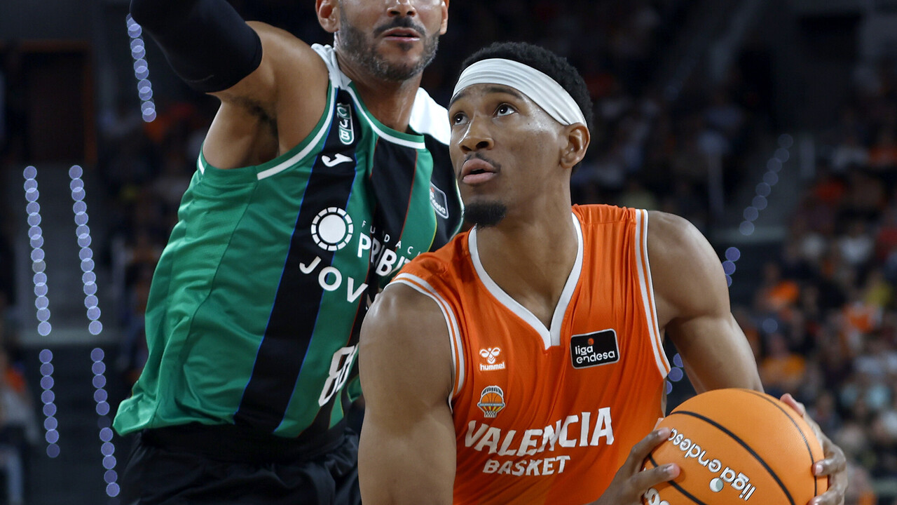 El Valencia Basket impone su ley con defensa y carácter ante el Joventut (102-90)