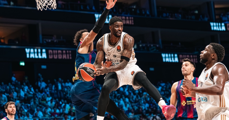 Dubai completa una semana perfecta derrotando al Barcelona, 83-78