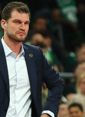 Tiago Splitter, nuevo entrenador interino de los Portland Trail Blazers tras la suspensión de Chauncey Billups