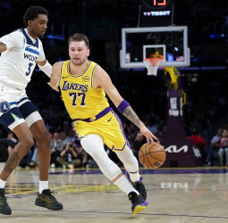 Doncic brilla con 49 puntos y los Lakers se imponen con autoridad a los Timberwolves, 128-110