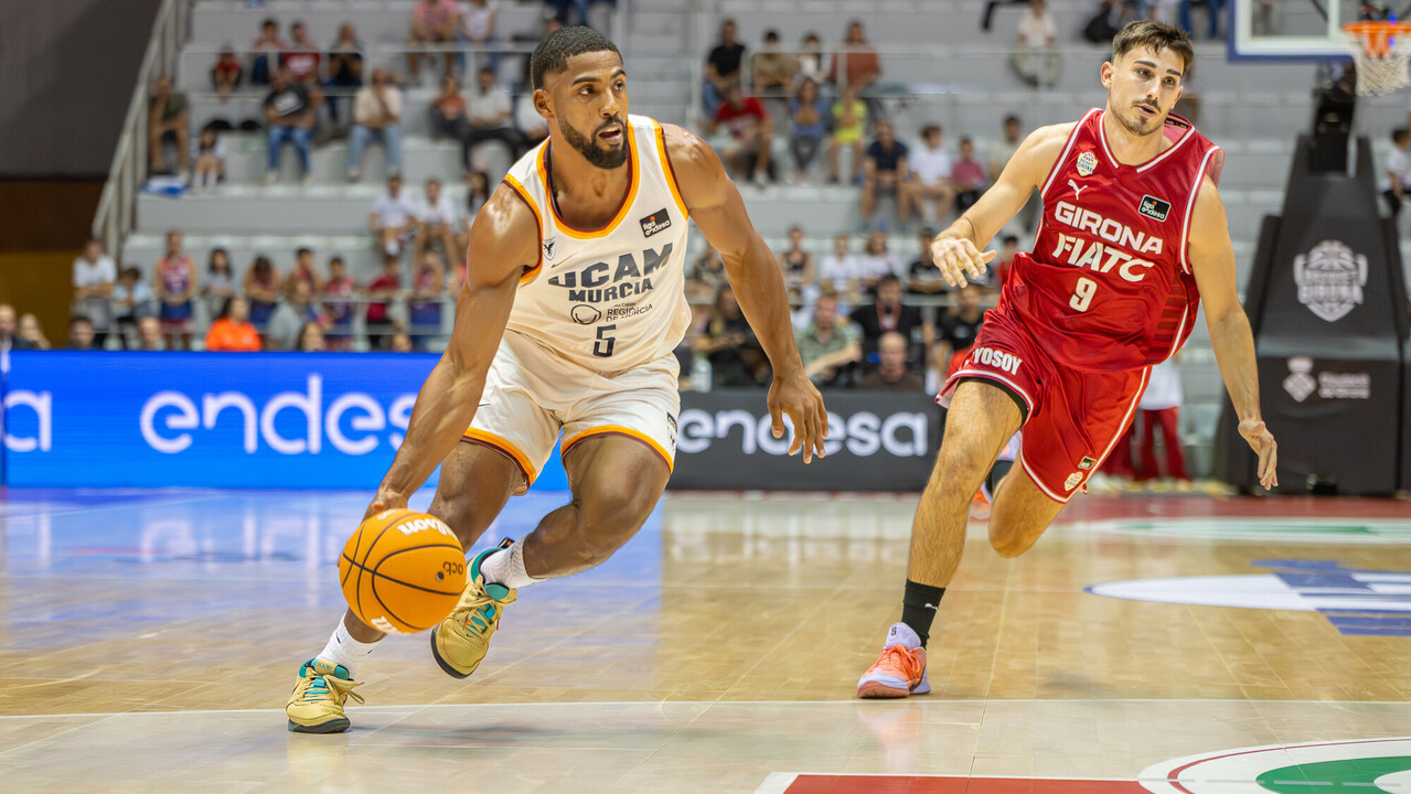 UCAM Murcia mantiene el paso firme en Girona (71-93)